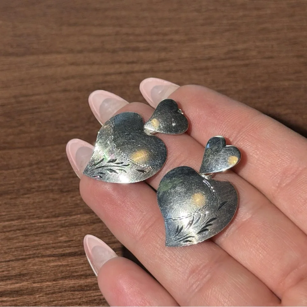 Vintage 925 Sterling Silver Leaf Heart Shaped Earrings 1.25”